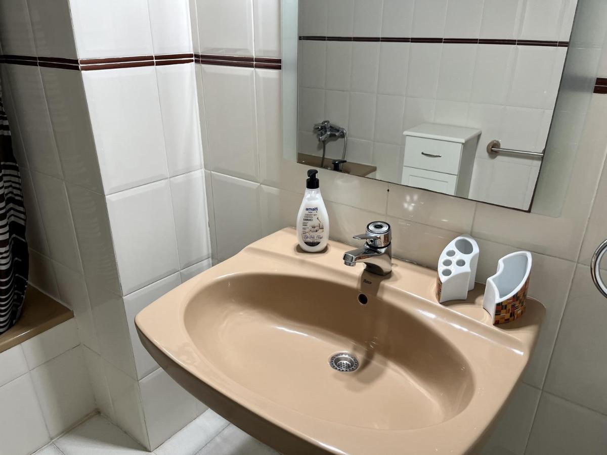 Primera Linea Con Piscina En Calp Exterior foto